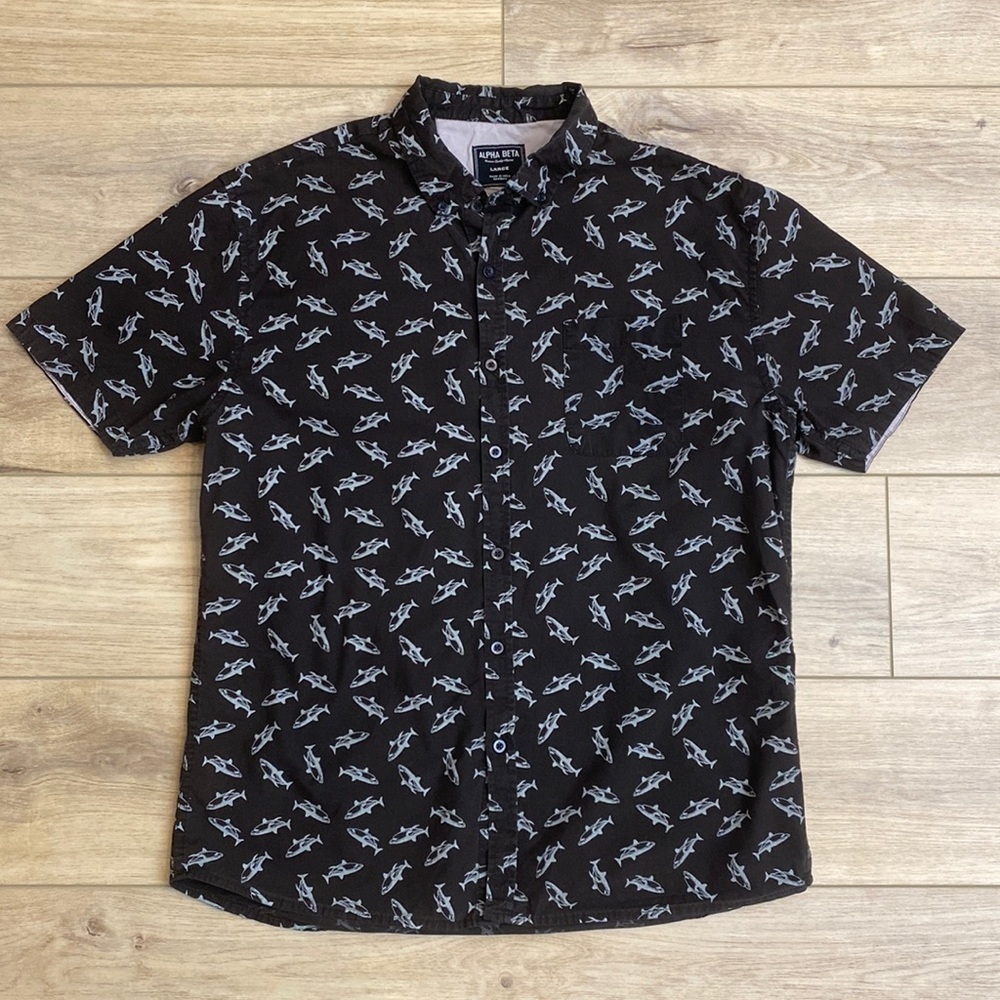 Alpha Beta Shark Print Button Down‎ Shirt